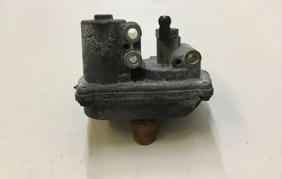 Audi A6 S6 C6 4F Intake manifold valve actuator/motor 058129086 2900309561 A2C53112910