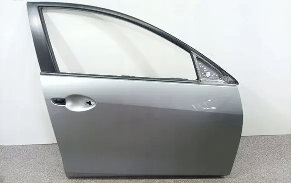 Mazda 3 II Front door