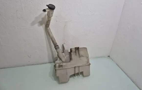Opel Antara Windshield washer fluid reservoir/tank 20777307