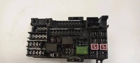 Opel Mokka X Fuse box set 621092612 1810202569