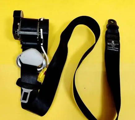 Volkswagen Caddy Front seatbelt 2K0857805