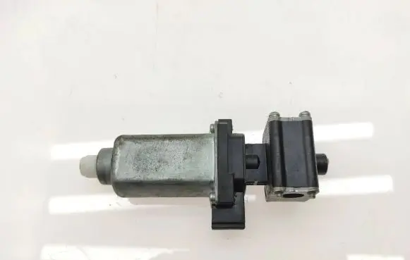 Subaru Outback Seat adjustment motor 