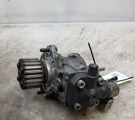 Volvo V60 Fuel injection high pressure pump 31405129