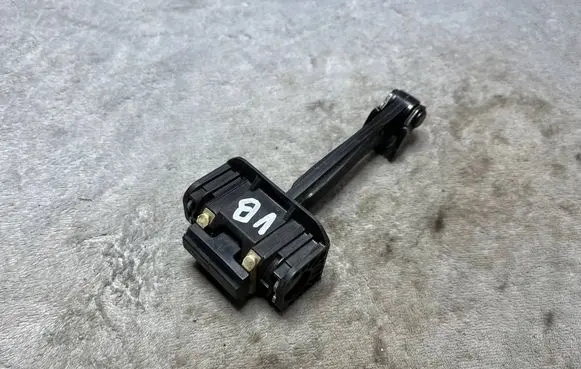 BMW X1 E84 Rear glass lock/latch C967 51222990642