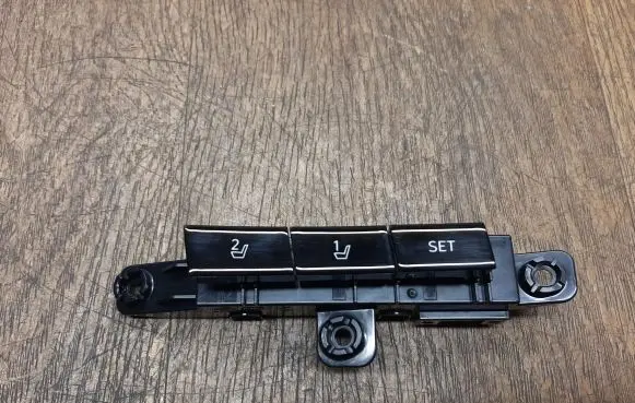 Hyundai Tucson IV NX4 Seat memory switch 93250N7500
