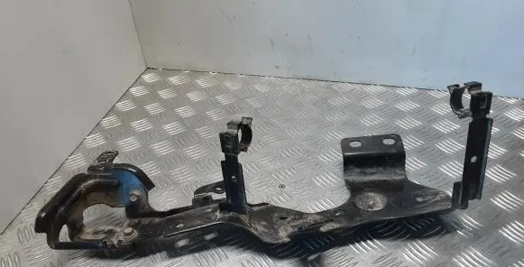 Nissan Navara D23 Other engine bay part