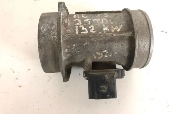 Audi A6 S6 C5 4B Mass air flow meter 059906461D