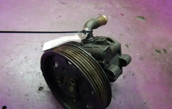 Skoda Octavia Mk1 (1U) Power steering pump 1J0422154B