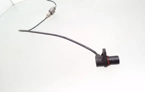 Volkswagen PASSAT B5 Crankshaft position sensor 0261210147