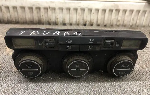 Volkswagen Touran I Climate control unit