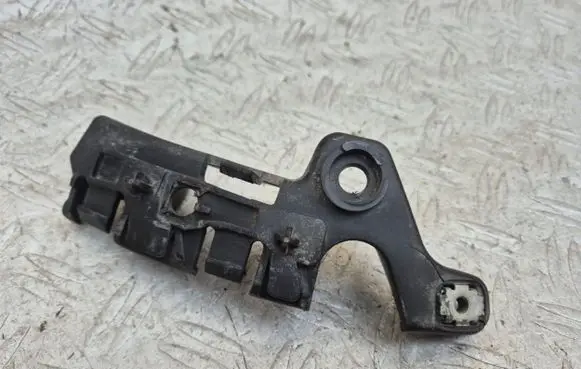 Renault Megane III Front bumper mounting bracket 620940001R