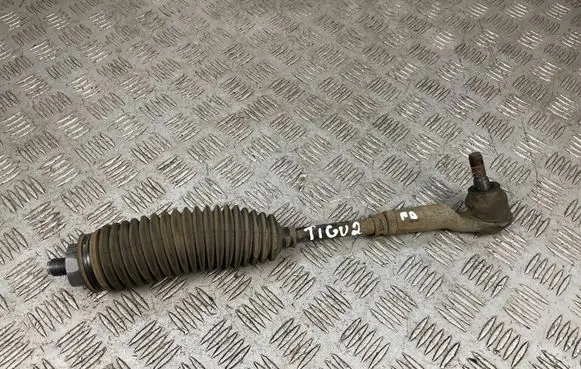 Volkswagen Tiguan Steering tie rod 
