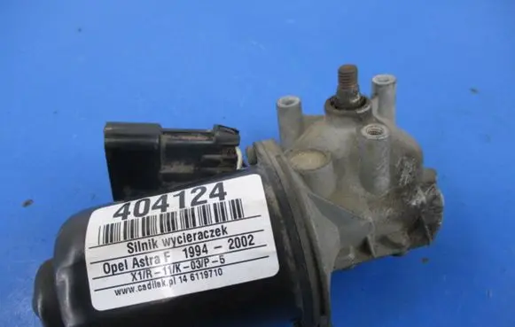 Opel Astra G Front wiper linkage and motor