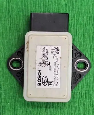Subaru Forester SH ESP acceleration yaw rate sensor 27542FG000 7011372 0265005706