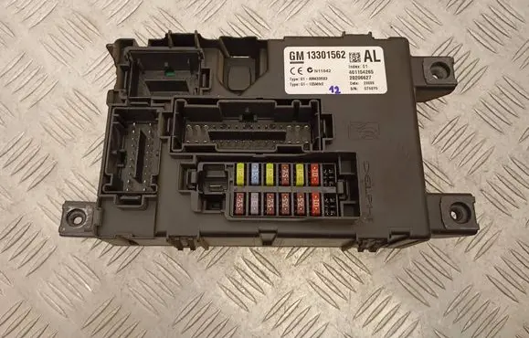 Fuse box set