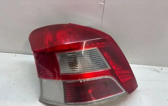Toyota Yaris Rear/tail lights