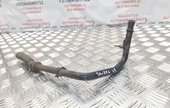 Volkswagen Touareg I Engine coolant pipe/hose 7L6121065D