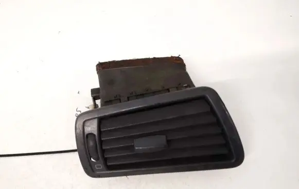 Fiat Ulysse Dash center air vent grill 1484109077 1491964077