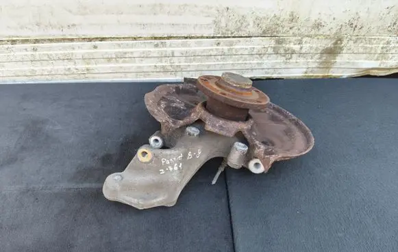 Volkswagen PASSAT B8 Rear wheel hub