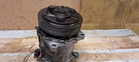 Volkswagen Transporter - Caravelle T4 Air conditioning (A/C) compressor (pump) 7D0820805H 0301902524
