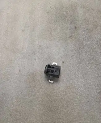 Audi A6 S6 C6 4F Battery relay fuse 4F0915519
