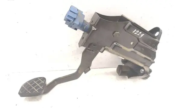 Volkswagen New Beetle Clutch pedal 1J2721373B