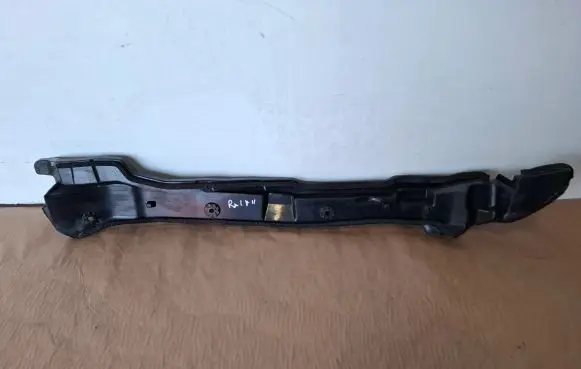 Fender end trim