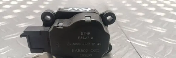 Mercedes-Benz ML W163 Air flap motor/actuator A2308201242 B6627 EAB502Z