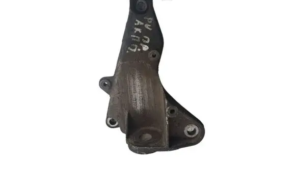 Volkswagen PASSAT B5.5 Gearbox mounting bracket 8D0399114T