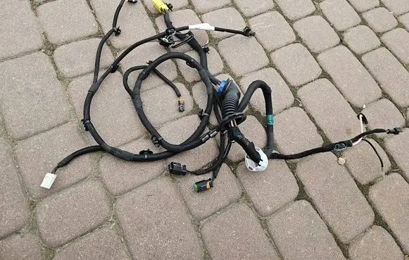 Opel Astra L Third/center stoplight 9847103980