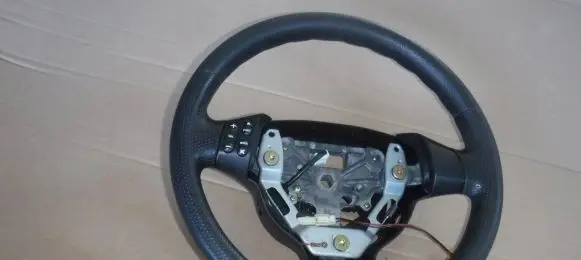 Mazda 2 Steering wheel
