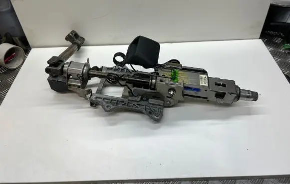 Volkswagen PASSAT B6 Steering wheel axle 3C1419501G 05072106