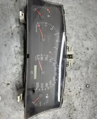 Toyota Corolla E120 E130 Speedometer (instrument cluster) 88311338