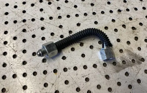 Ligier JS 50 Fuel injector supply line/pipe 