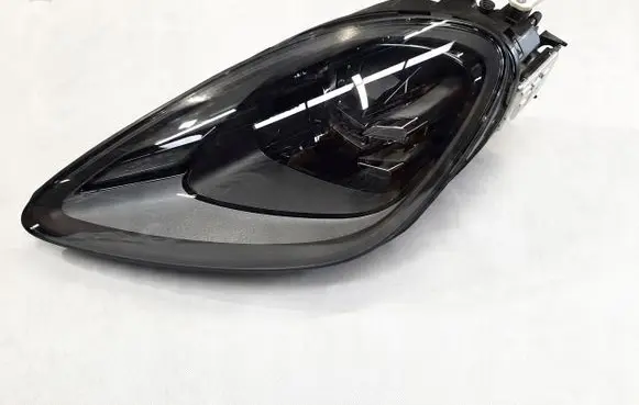 Porsche Cayenne (9Y0 9Y3) Headlight/headlamp 9Y0941033AK
