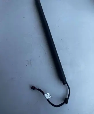 Alfa Romeo Stelvio Tailgate strut 505603960 20240221182918
