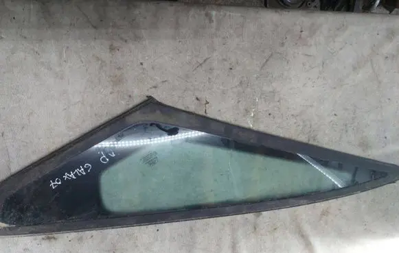Ford Galaxy Front triangle window/glass 789100090W S09100U