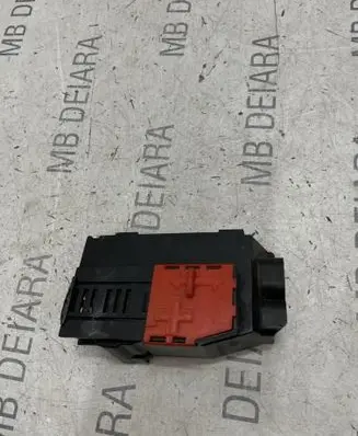 Mercedes-Benz ML W166 Other engine bay part A1665450900