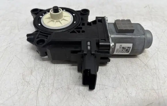 KIA Niro Front door window regulator motor 82450G5010 402838B1700