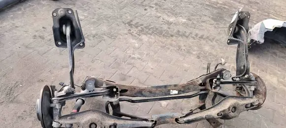 Volkswagen PASSAT B8 Rear axle beam 