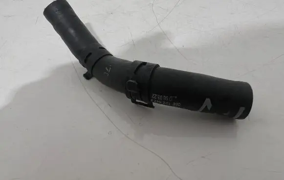 Volkswagen Taigo Engine coolant pipe/hose 05E122447F