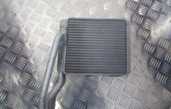 Ford Focus Heater blower radiator