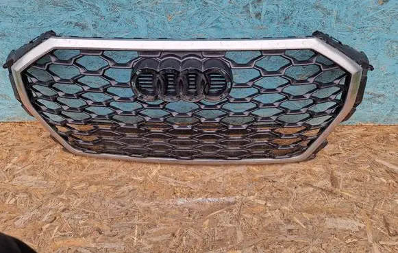Audi Q3 F3 Front bumper upper radiator grill 83F853651A 83F853651B 83F853651C