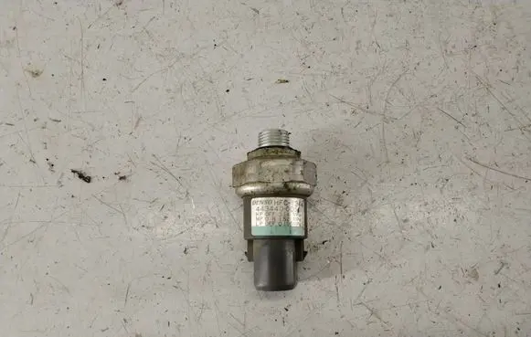 Air conditioning (A/C) pressure sensor