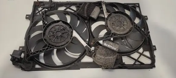 Volkswagen Phaeton Radiator cooling fan shroud 3D0121191H