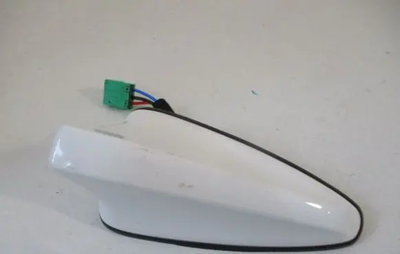 KIA Pro Cee'd III Aerial GPS antenna 96210-J7700HW2