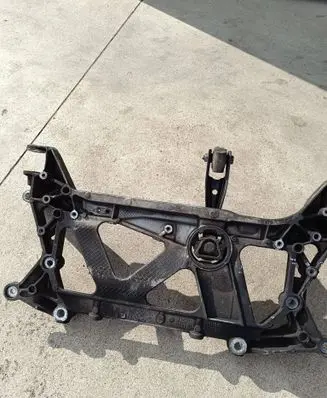 Volkswagen PASSAT B8 Front subframe 3Q0199369E
