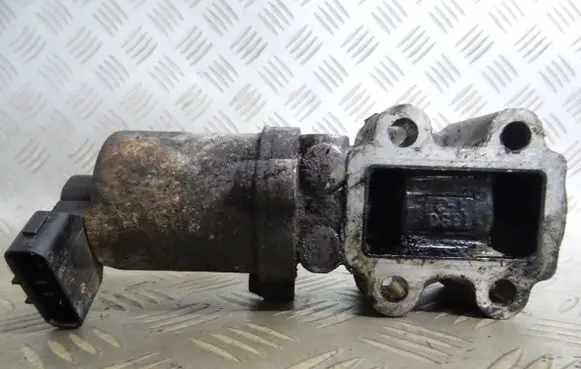 Toyota Corolla Verso E121 EGR valve 256200R010