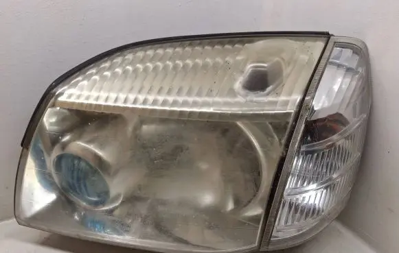 Land Rover Discovery Headlight/headlamp PPT20