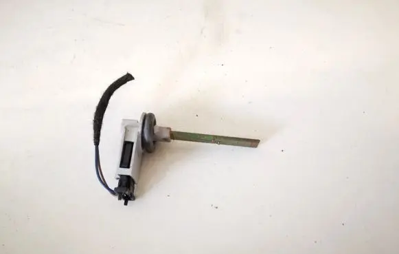 Volkswagen PASSAT B6 Interior temperature sensor 4b0820539